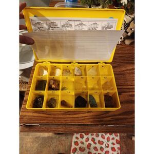Missouri Minerals‎ Education Foundation Mineral Sample Box With Rocks,...